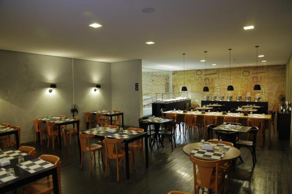 Atis Hotel Консейсан-ду-Мату-Дентру Экстерьер фото
